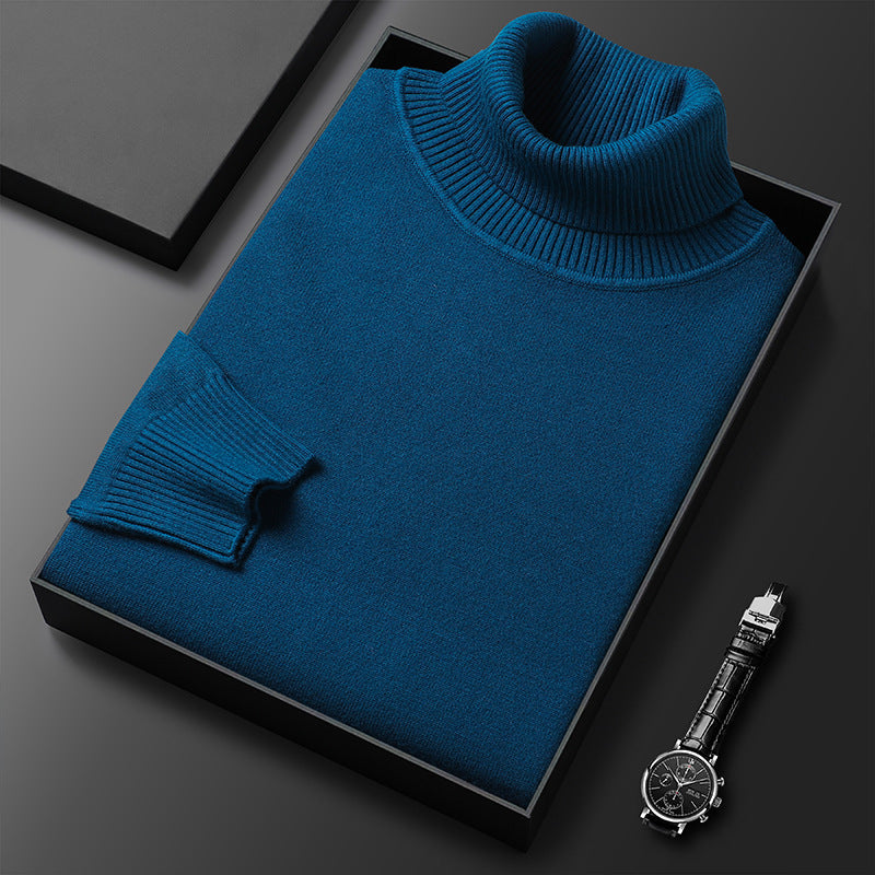 UrbanWarm Solid Turtleneck