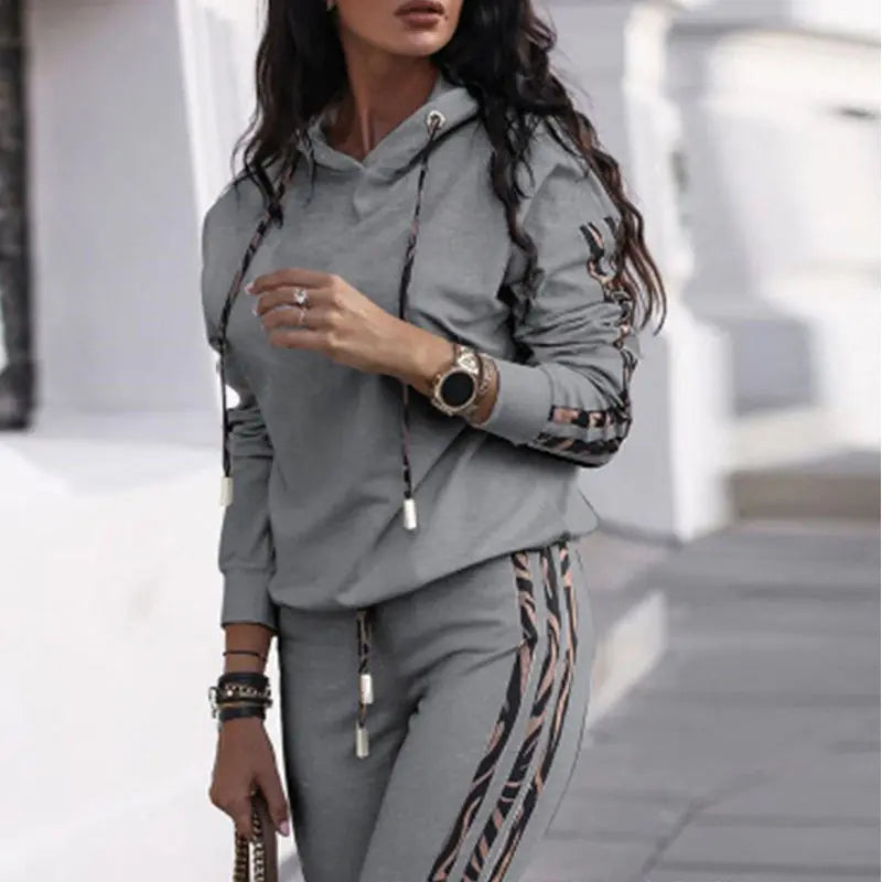 Ladies' Trendy Skirt and Top Combo